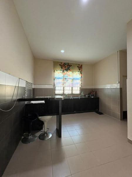 Semi-Detached House for Sale in Kuantan (Pahang) - Izzat Azman - Kitchen - PropertyGuru.com.my