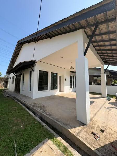 Semi-Detached House for Sale in Kuantan (Pahang) - Izzat Azman - Exterior - PropertyGuru.com.my