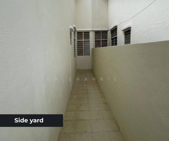 1-storey Terraced House for Sale in Bandar Saujana Putra (Tanjong Duabelas) - Dr Shahril Nizam - Exterior - PropertyGuru.com.my