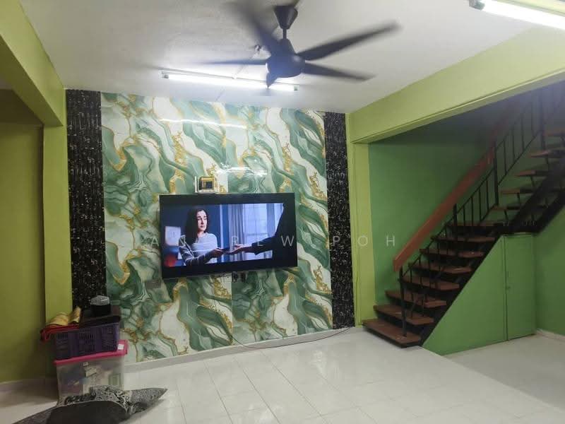 2-storey Terraced House for Sale in Taman Sri Muda (Shah Alam) - Andrew Poh - Living Room - PropertyGuru.com.my