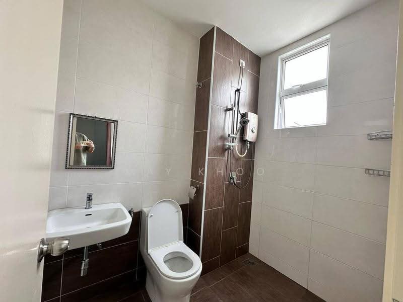 Cluster House for Sale in Iskandar Puteri (Nusajaya) (Johor) - May Khoo - Bathroom - PropertyGuru.com.my