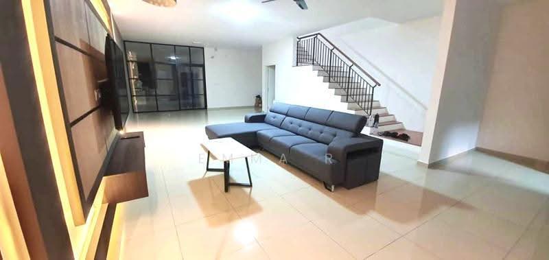 Rumah Teres untuk Dijual di Seremban (Negeri Sembilan) - Emma R - Living Room - PropertyGuru.com.my