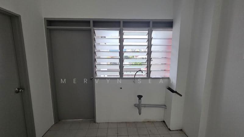 Condominium for Sale at Edgecumbe Court - Mervyn Seah - Interior - PropertyGuru.com.my