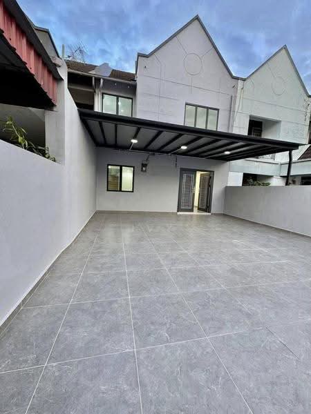 Rumah Teres 2-Tingkat untuk Dijual di Permas Jaya (Johor Bahru) - Ivy Low - Exterior - PropertyGuru.com.my