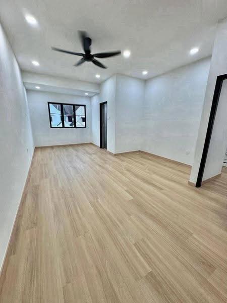 Rumah Teres 2-Tingkat untuk Dijual di Permas Jaya (Johor Bahru) - Ivy Low - Interior - PropertyGuru.com.my