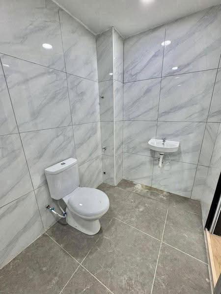 Rumah Teres 2-Tingkat untuk Dijual di Permas Jaya (Johor Bahru) - Ivy Low - Bathroom - PropertyGuru.com.my