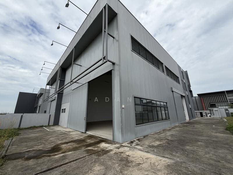 Semi-D Factory for Rent in Sungai Buloh (Selangor) - Adan Soh - Exterior - PropertyGuru.com.my