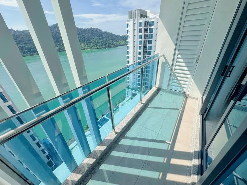 Condominium for Sale at Queens Residences Q1 @ Queens Waterfront - Calvin Teng - Balcony - PropertyGuru.com.my