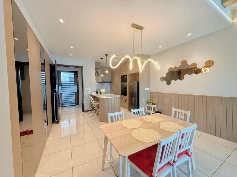 Condominium for Sale at Queens Residences Q1 @ Queens Waterfront - Calvin Teng - Kitchen - PropertyGuru.com.my