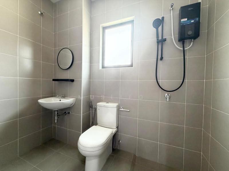 Terraced House for Rent in Iskandar Puteri (Nusajaya) (Johor) - Muslieg . - Bathroom - PropertyGuru.com.my
