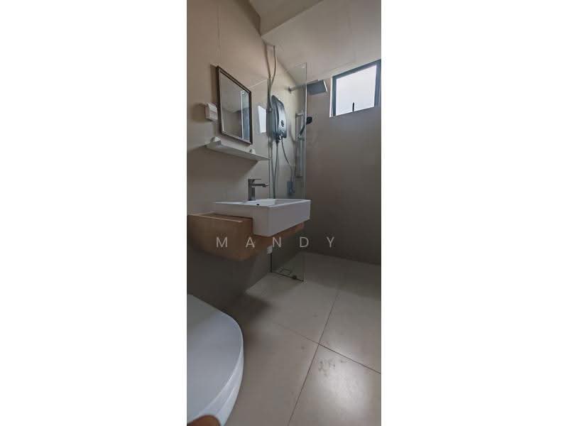 Service Residence for Sale at United Point (Residensi Berpadu) - Mandy Liew - Bathroom - PropertyGuru.com.my