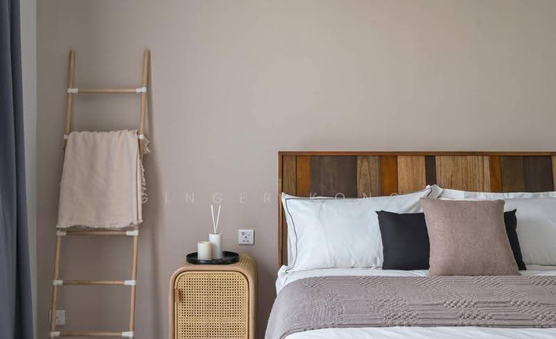 Kediaman Servis untuk Dijual di NewUrban - Ginger Kong - Bedroom - PropertyGuru.com.my