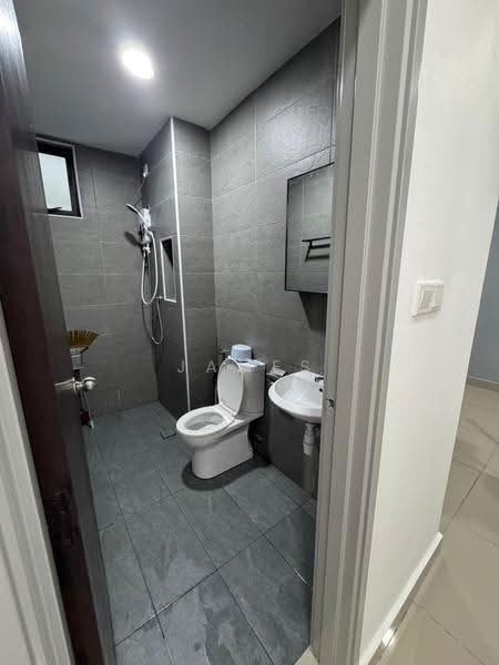 Pangsapuri untuk Disewa di KSL Bukit Gemilang - James Bong - Bathroom - PropertyGuru.com.my