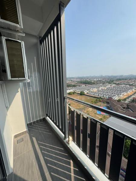 Pangsapuri untuk Disewa di KSL Bukit Gemilang - James Bong - Balcony - PropertyGuru.com.my