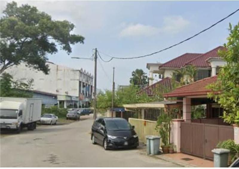1-storey Terraced House for Sale in Seri Teruntum (Kuantan) - Aiman Bin Hasnan - Exterior - PropertyGuru.com.my