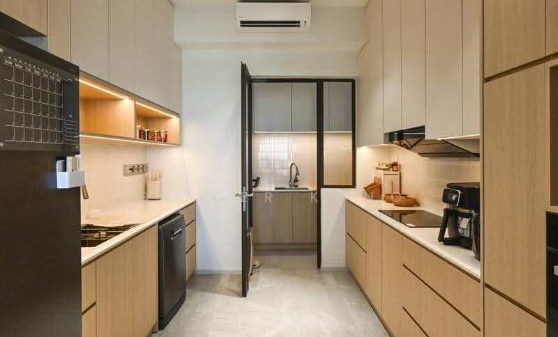 Service Residence for Sale at Scarletz Suites @ KL City Centre - Ginger Kong - Kitchen - PropertyGuru.com.my