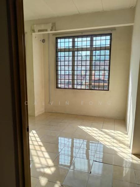 Rumah Teres 2-Tingkat untuk Disewa di Bandar Putra Permai (Seri Kembangan) - Calvin Fong - Interior - PropertyGuru.com.my