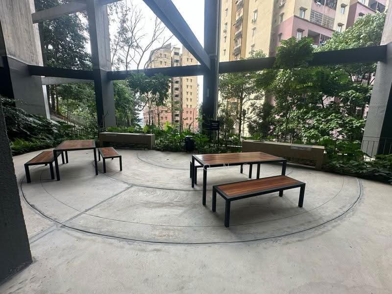 Kondominium untuk Dijual di Brezza Hill - CW Kong - PropertyGuru.com.my
