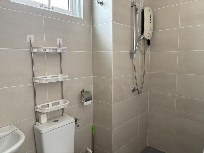 Kondominium untuk Disewa di Iris Residence - CK Chong - Bathroom - PropertyGuru.com.my