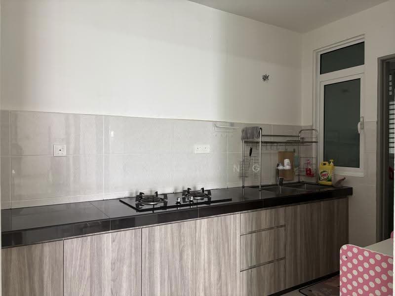 Kondominium untuk Disewa di Iris Residence - CK Chong - Kitchen - PropertyGuru.com.my