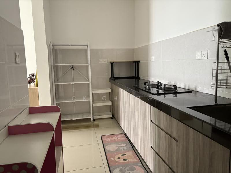 Kondominium untuk Disewa di Iris Residence - CK Chong - Kitchen - PropertyGuru.com.my