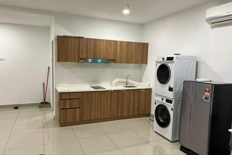 Service Residence for Rent at Pacific Star (Service Residence) - Zeyang Ng - Kitchen - PropertyGuru.com.my