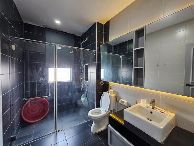 Semi-Detached House for Sale in Taman Nusa Bestari (Iskandar Puteri (Nusajaya)) - Ee Fong Toh - Bathroom - PropertyGuru.com.my
