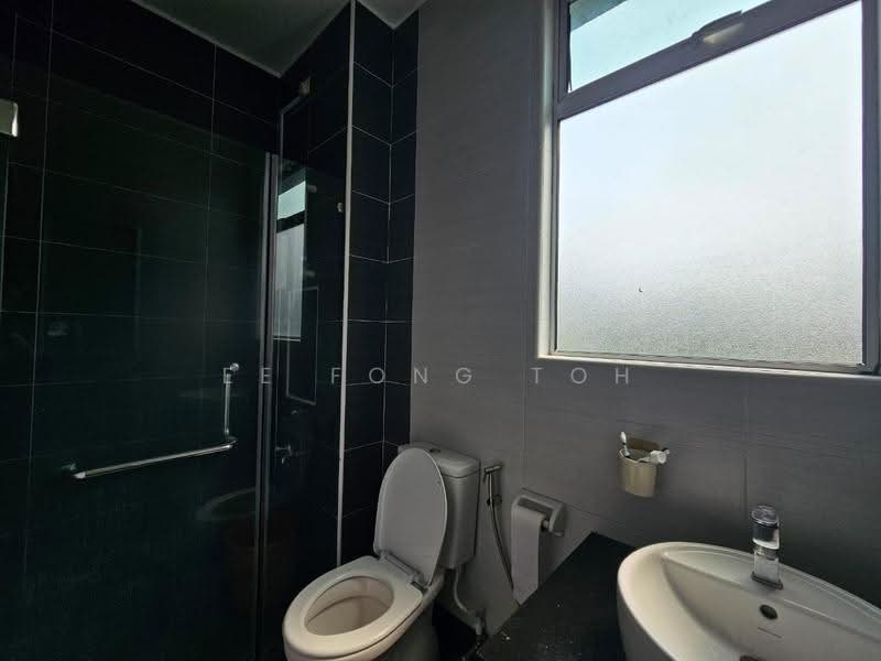 Semi-Detached House for Sale in Taman Nusa Bestari (Iskandar Puteri (Nusajaya)) - Ee Fong Toh - Bathroom - PropertyGuru.com.my