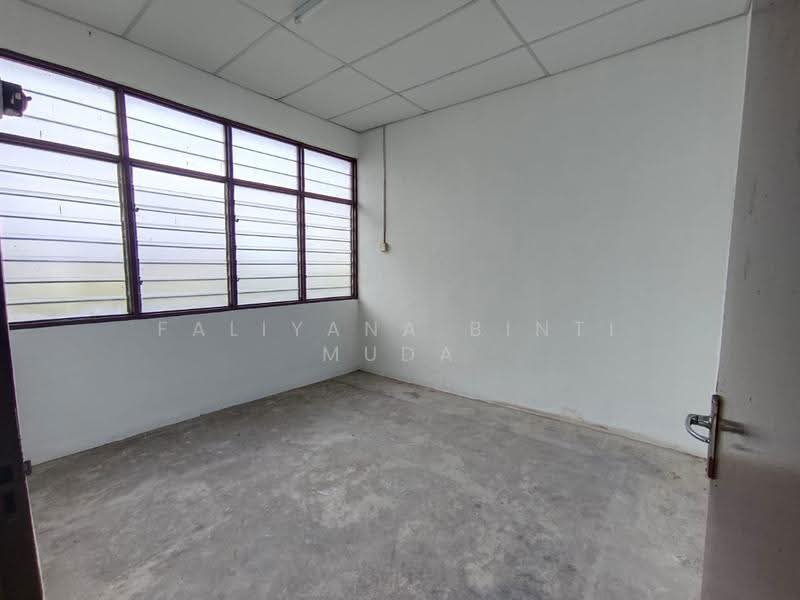 Semi-Detached House for Rent in Taman Bukit Kaya (Utan Aji) - Faliyana binti Muda - PropertyGuru.com.my