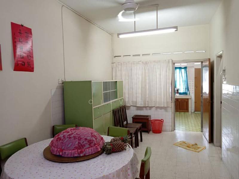 1-storey Terraced House for Sale in Taman Midah (Cheras) - Olivia Ng - Dining Room - PropertyGuru.com.my