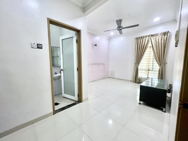 Rumah Teres 1-Tingkat untuk Dijual di Bandar Bukit Raja (Klang) - Shafiq Amerudin - PropertyGuru.com.my