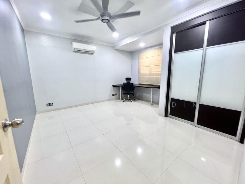Rumah Teres 1-Tingkat untuk Dijual di Bandar Bukit Raja (Klang) - Shafiq Amerudin - PropertyGuru.com.my