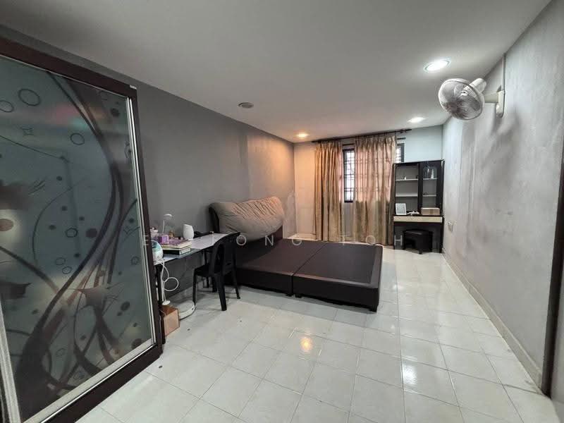 Rumah Teres 1.5-Tingkat untuk Dijual di Mutiara Rini (Skudai) - Ee Fong Toh - Bedroom - PropertyGuru.com.my