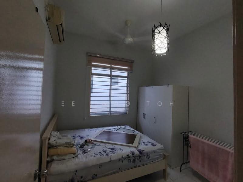 Rumah Teres 2-Tingkat untuk Dijual di Setia Tropika (Johor Bahru) - Ee Fong Toh - Bedroom - PropertyGuru.com.my