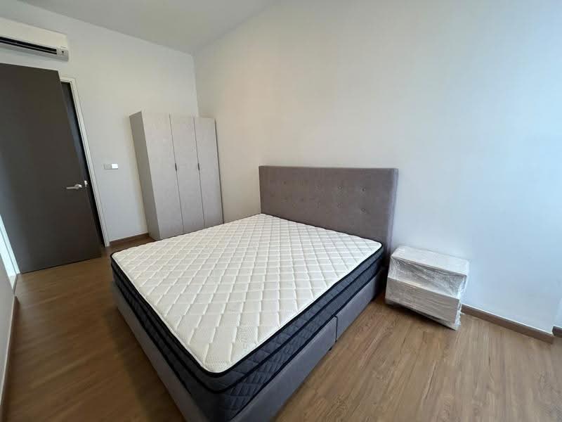 Service Residence for Rent at Met 1 Residences - Kelvin Loo - Bedroom - PropertyGuru.com.my