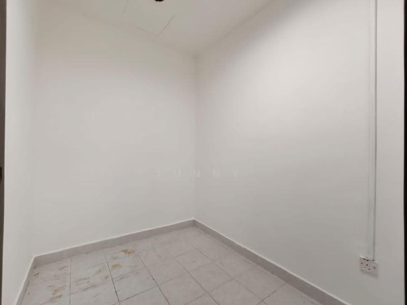 Rumah Teres 2.5-Tingkat untuk Dijual di Seri kembangan (Seri Kembangan) - Sunny Chien - PropertyGuru.com.my