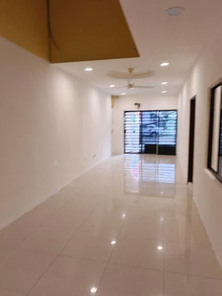Rumah Teres 1-Tingkat untuk Dijual di Taman Sri Serdang (Seri Kembangan) - AimiRahim Hartanah - PropertyGuru.com.my