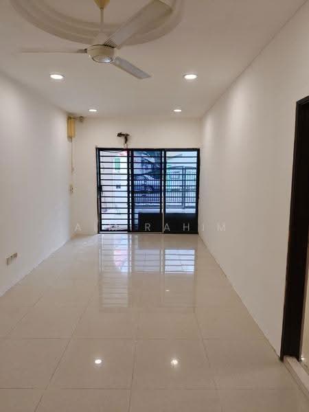Rumah Teres 1-Tingkat untuk Dijual di Taman Sri Serdang (Seri Kembangan) - AimiRahim Hartanah - PropertyGuru.com.my