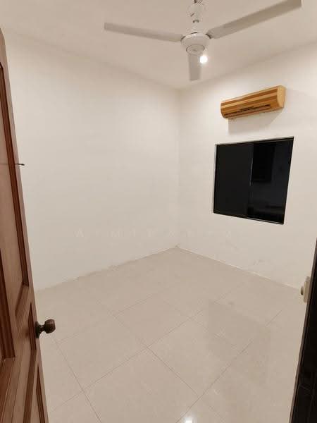 Rumah Teres 1-Tingkat untuk Dijual di Taman Sri Serdang (Seri Kembangan) - AimiRahim Hartanah - PropertyGuru.com.my