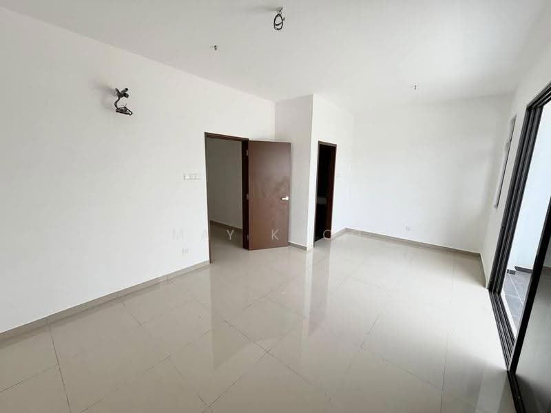 2-storey Terraced House for Sale in Bandar Dato Onn (Tebrau) - May Khoo - Living Room - PropertyGuru.com.my