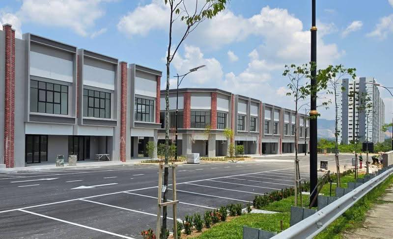 Kedai untuk Disewa di Bandar Gamuda Gardens (Rawang) - Alven Lim - Exterior - PropertyGuru.com.my