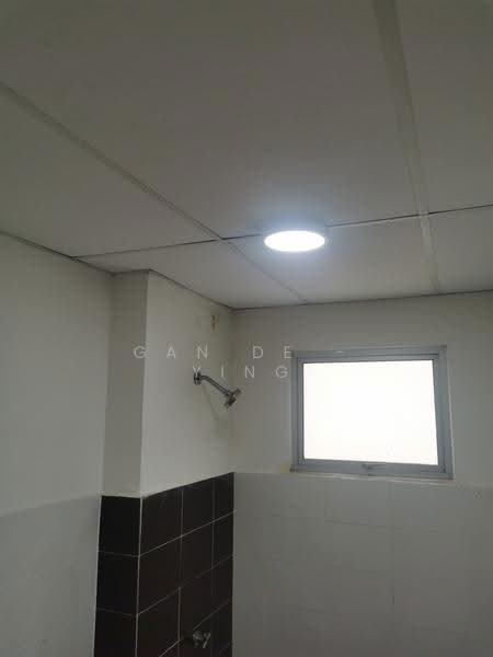 Apartment for Rent at Residensi Alam Damai (PR1MA @ Alam Damai) - Gan De - Ying - Bathroom - PropertyGuru.com.my