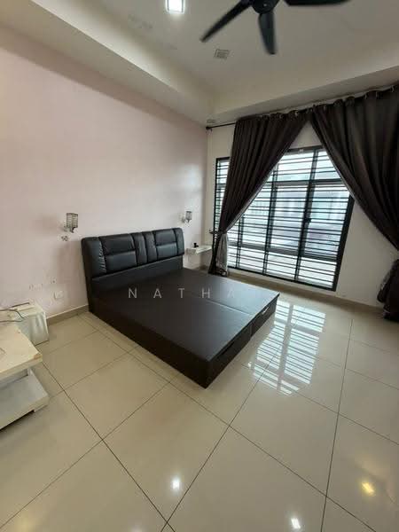 2-storey Terraced House for Sale in Austin (Johor Bahru) - Nathan Chan - Bedroom - PropertyGuru.com.my