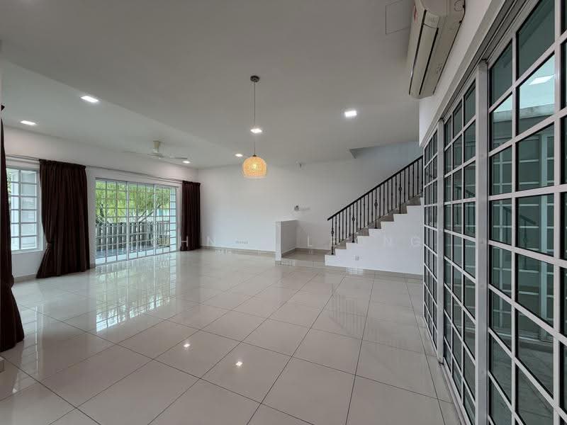 2.5-storey Terraced House for Sale in Setia Eco Glades (Cyberjaya) - Johnny Leong - Living Room - PropertyGuru.com.my