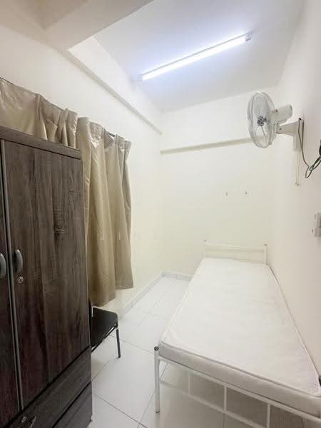 Kondominium untuk Disewa di Elit Heights @ Bayan City - Jinelle Ong - Bedroom - PropertyGuru.com.my