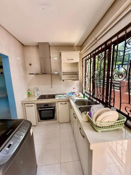 2.5-storey Terraced House for Sale in Sunway Spk (Kuala Lumpur) - JACKY CHONG - Kitchen - PropertyGuru.com.my