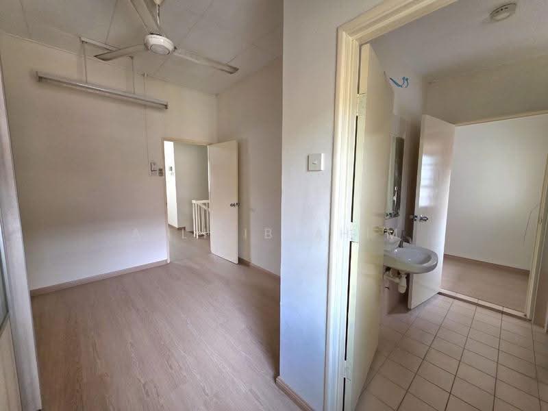 Rumah Teres 2-Tingkat untuk Dijual di Seksyen 15 (Bangi) - Azli Ibrahim - Interior - PropertyGuru.com.my