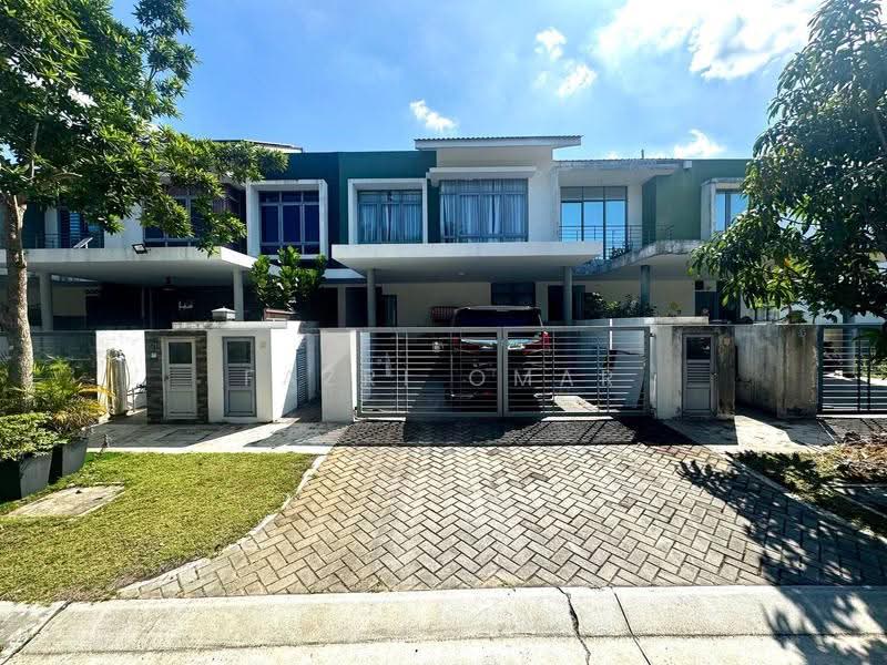 Rumah Teres untuk Dijual di Cyberjaya (Selangor) - Fazri Omar - Exterior - PropertyGuru.com.my