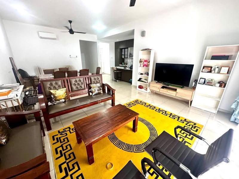 Rumah Teres untuk Dijual di Cyberjaya (Selangor) - Fazri Omar - Living Room - PropertyGuru.com.my
