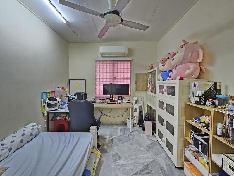 2-storey Terraced House for Sale in Taman Bukit Permai (Ampang) - Jeffrey Ooi - Bedroom - PropertyGuru.com.my